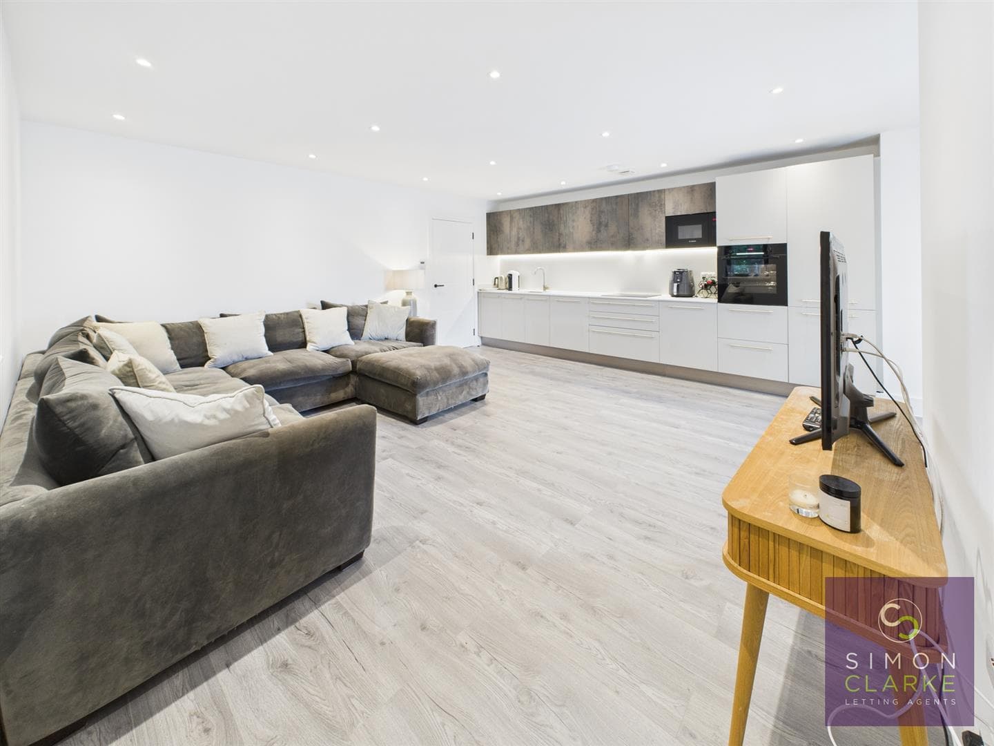 High Road, Whetstone, London, N20 9PJ